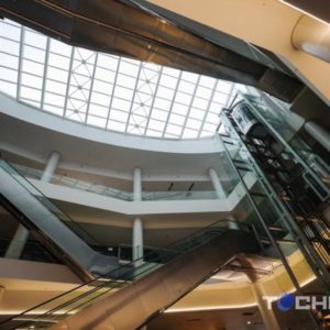 Открывшийся месяц назад ТЦ Minsk City Mall пока пустует без арендаторов и покупателей