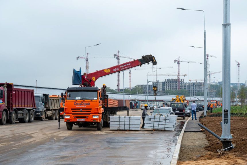 Новый участок Московского скоростного диаметра готов на 45%