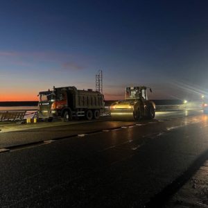 На мосту через Волгу в Самарской области началось устройство верхнего слоя дорожного покрытия